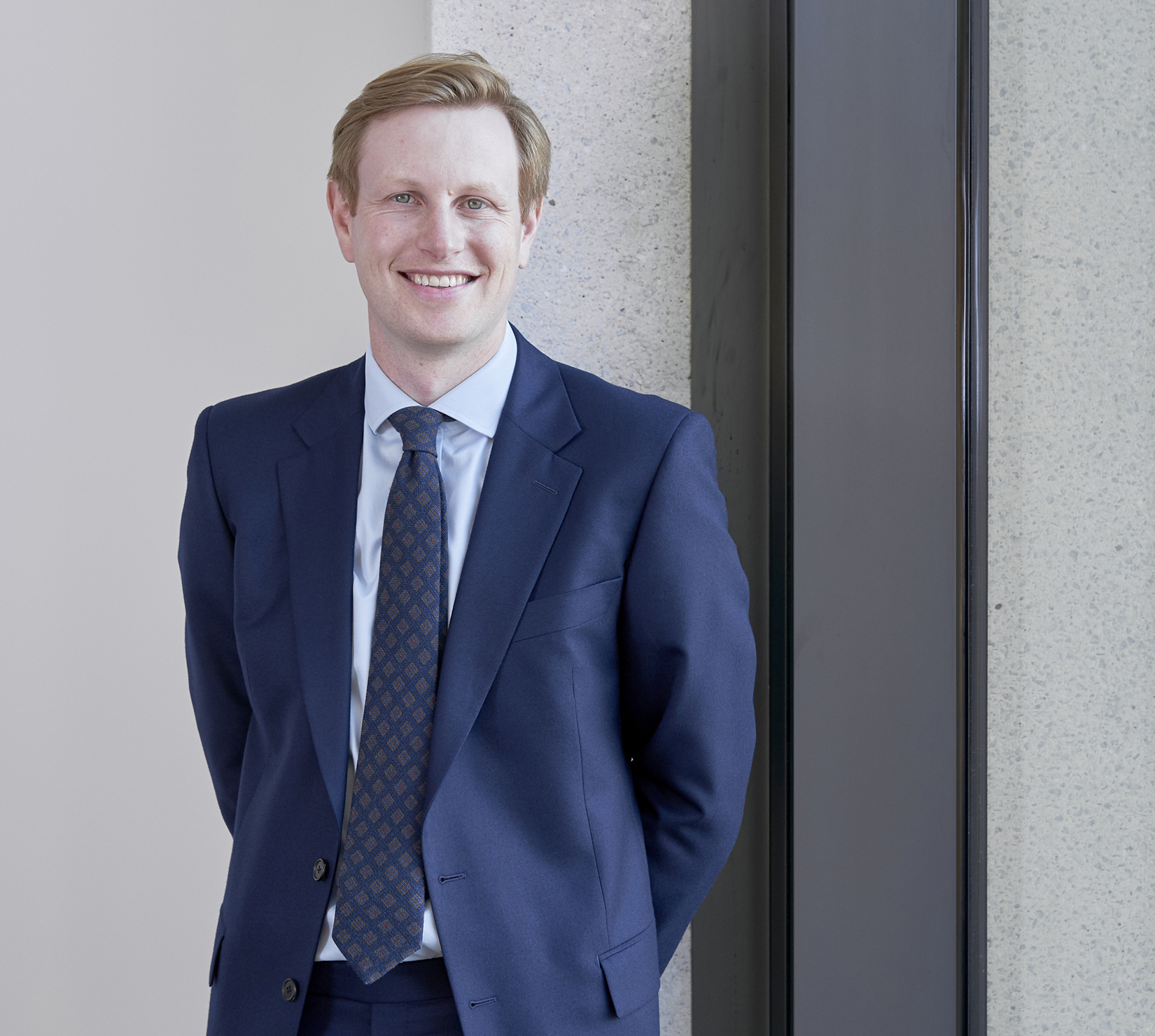 Charlie Mercer Associate Commercial Litigation }}